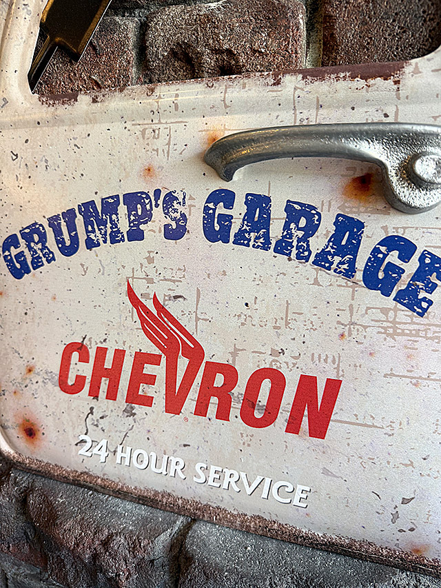 アメ車のドア型　ガレージディスプレイ　（シェブロン）　ドアパネル　看板 ■ アメリカ雑貨 アメリカン雑貨 |  | 01