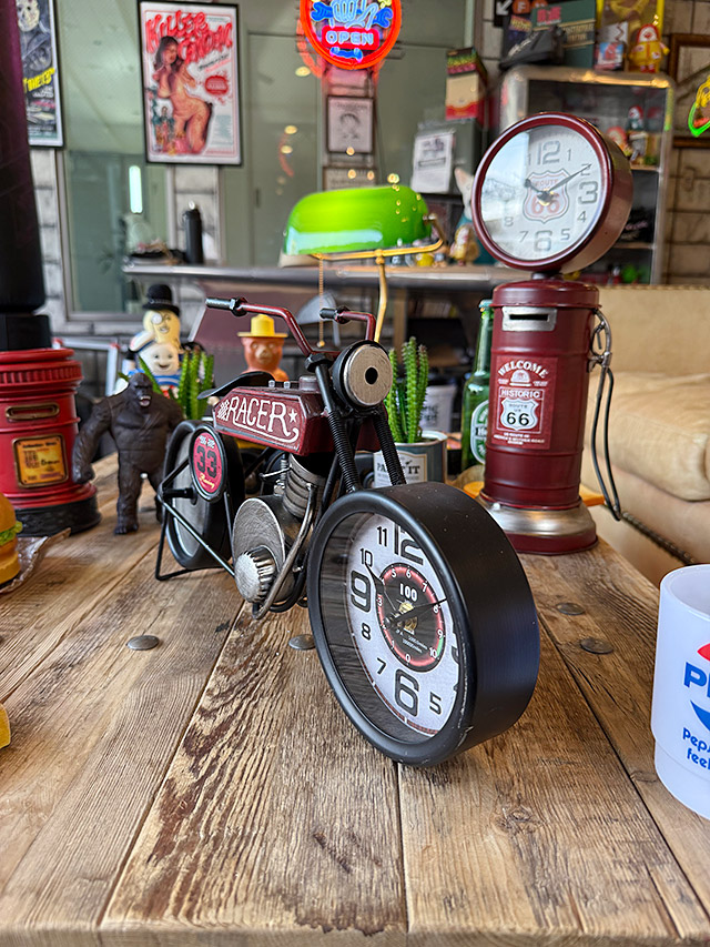 ヴィンテージ　モーターサイクル　テーブルクロック　置き時計 ■ アメリカン雑貨 アメリカ雑貨 |  | 06