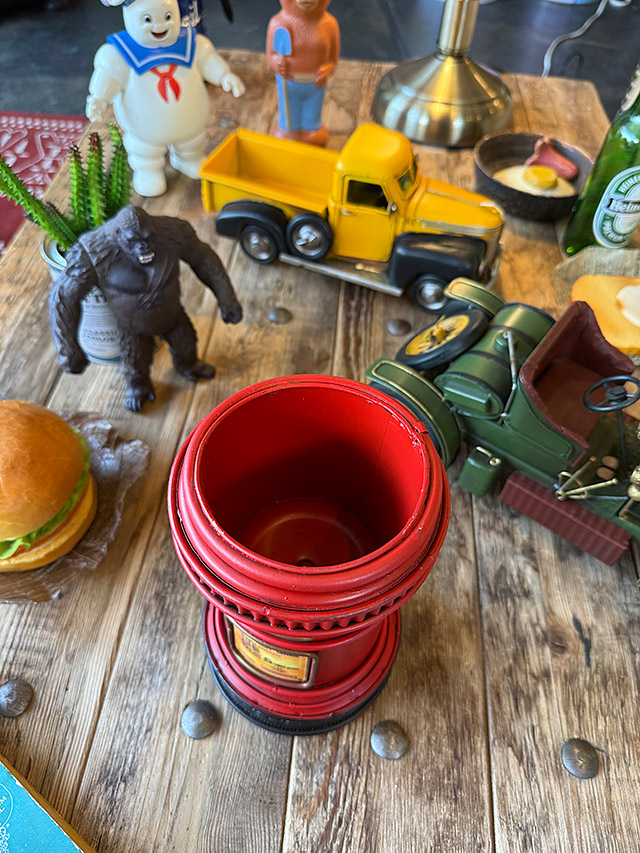 外国の郵便ポスト　フラワーポット　ブリキオブジェ ■ アメリカン雑貨 アメリカ雑貨 |  | 04