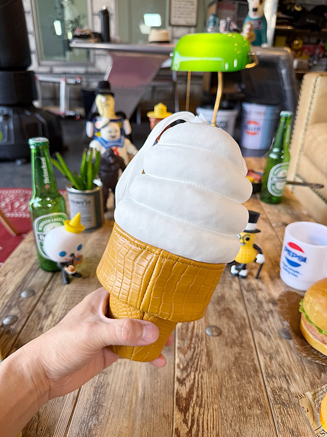 ヤップ　ソフトクリーム　ポーチ　巾着袋　小物入れ　yup! ■ アメリカ雑貨 アメリカン雑貨 |  | 03