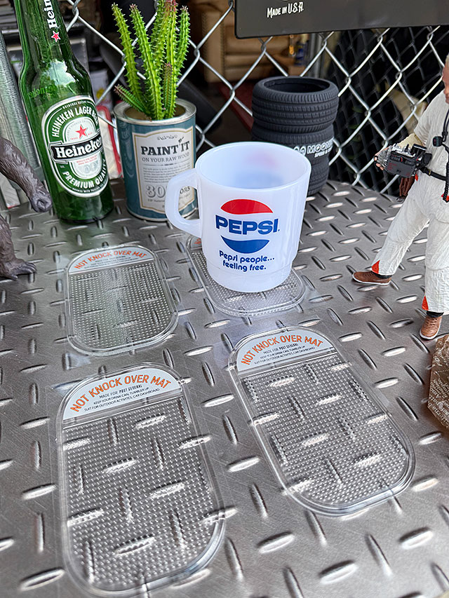 ポストジェネラル　粘着性のあるゲル素材マット　ノットノックオーバーマット　4枚セット　（クリア） ■ アメリカ雑貨 アメリカン雑貨 |  | 02