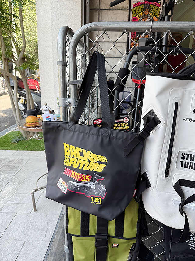 映画　バック・トゥ・ザ・フューチャー　デロリアン　トートバッグ ■ アメリカン雑貨 アメリカ雑貨 |  | 07