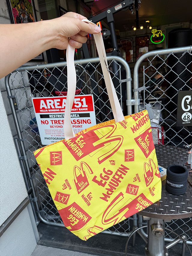 マクドナルド　エッグマックマフィン　＆　クォーターパウンダー　オフィシャル　トートバッグ ■ アメリカ雑貨 アメリカン雑貨 |  | 04