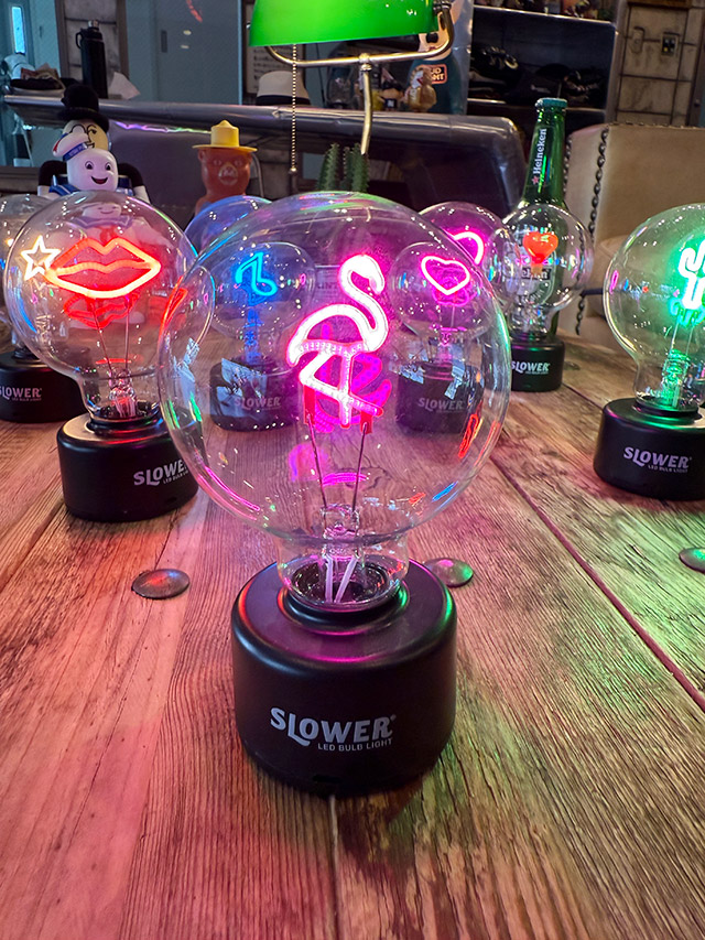 LED　バルブライト　（フラミンゴ）　単四電池＆USB電源の両方対応 ■ アメリカン雑貨 アメリカ雑貨 爆買 | 