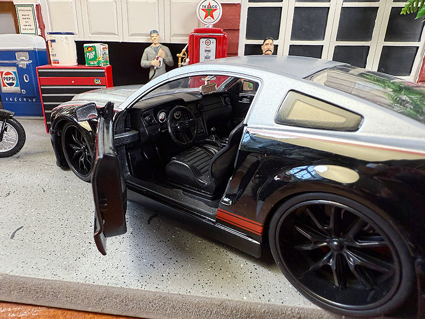 Jada　2008年　フォード　マスタング　シェルビー　GT-500KR　ダイキャストミニカー　1/24　（シルバー×ブラック）　BIG TIME MUSCLE |  | 05