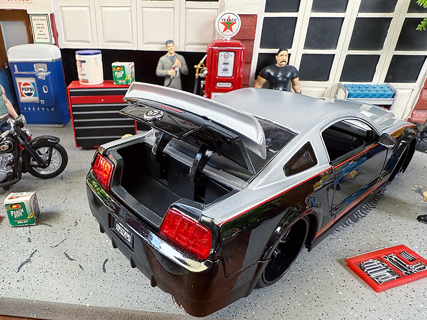 Jada　2008年　フォード　マスタング　シェルビー　GT-500KR　ダイキャストミニカー　1/24　（シルバー×ブラック）　BIG TIME MUSCLE |  | 08