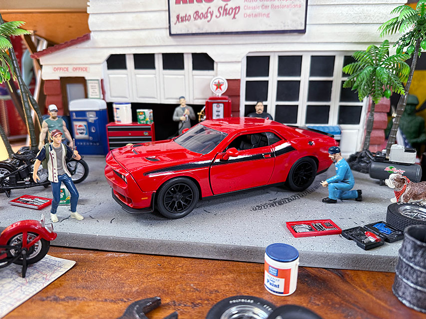 Jada　海外ドラマ「ウォーキングデッド」　2015年　ダッジ　チャレンジャー　SRT ヘルキャット　ミニカー　1/24　（グレンのフィギュア付） |  | 05