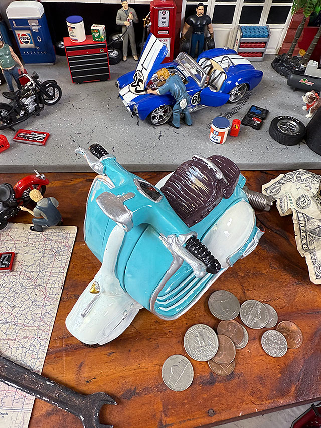 オールディーズマネーバンク　（スクーター/ブルー×ホワイト）　ランブレッタ ■ アメリカン雑貨 アメリカ雑貨 |  | 01