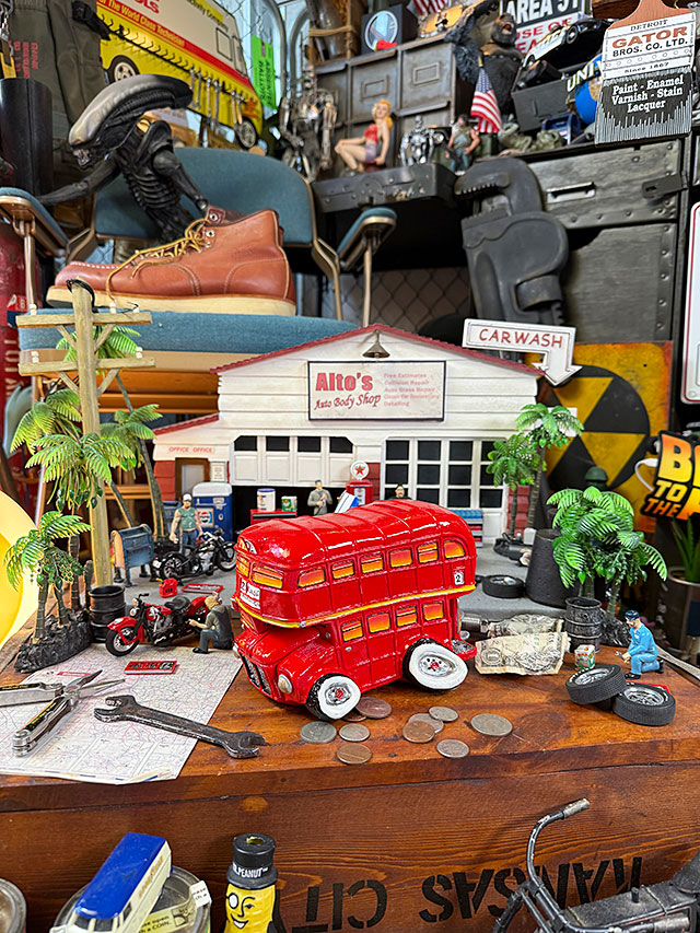 オールディーズマネーバンク　（ロンドンバス） ■ アメリカン雑貨 アメリカ雑貨 |  | 06