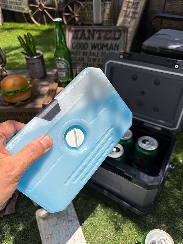 ポストジェネラル　保冷剤付き　機能性クーラーボックス　ジ　アイスエラ　ハードシェルクーラーネオ　（5Lサイズ） ■ アメリカン雑貨 |  | 03