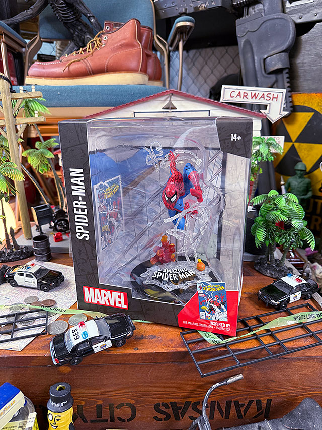 マクファーレントイズ アメイジング・スパイダーマン シーンスタチュー