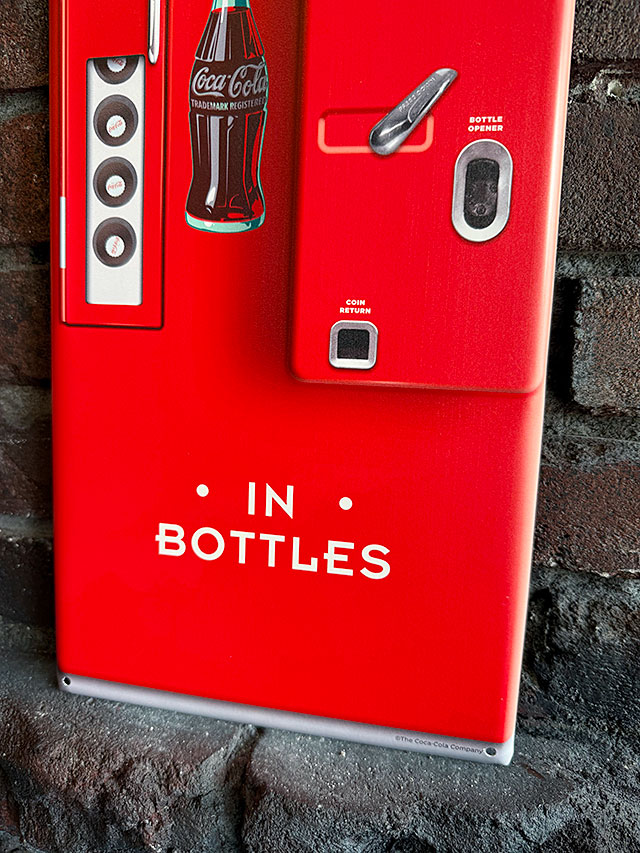 Coca Cola(コカコーラ) 自動販売機型 エンボスティンサイン Coca Cola(コカコーラ) 自動販売機型 エンボスティンサイン