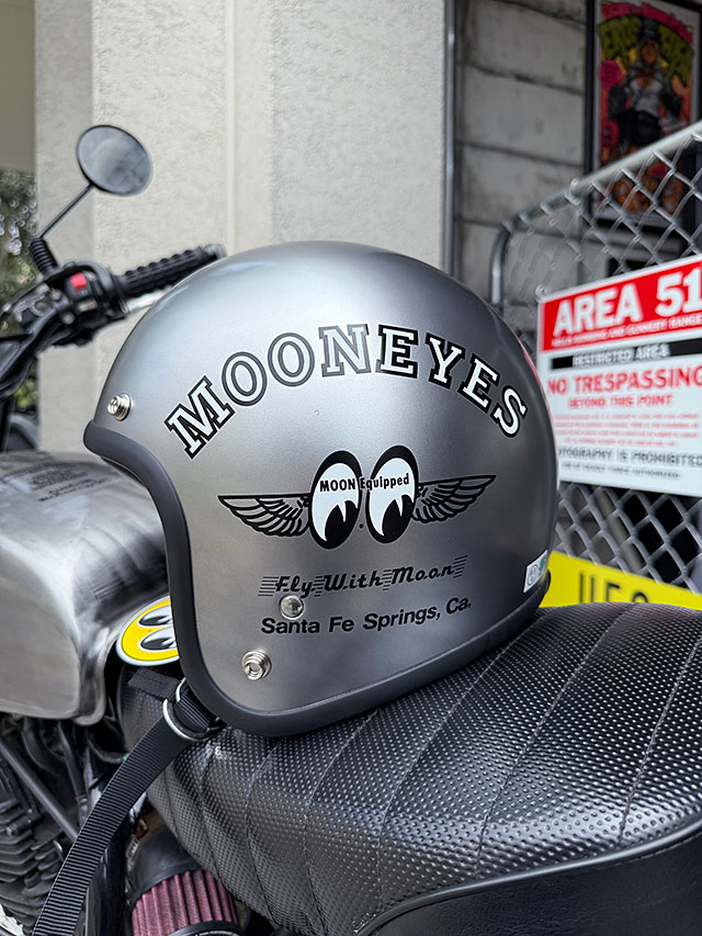 限定モデル　ムーンアイズ　ジェットヘルメット　Fly with MOON　（ベアメタル） ■ アメリカ雑貨 アメリカン雑貨 | 