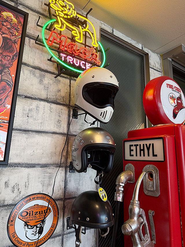 限定モデル　ムーンアイズ　ジェットヘルメット　Fly with MOON　（ベアメタル） ■ アメリカ雑貨 アメリカン雑貨 |  | 13