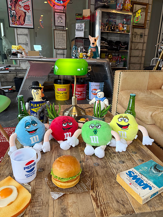 M&M's　グリーンイエローセット　キャンディポット　アメリカン雑貨 m&m's キャラクターコインバンクの通販・販売 | アメリカ雑貨の