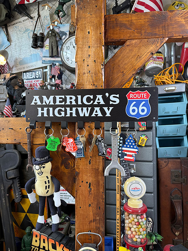 アドバタイジング　8連キーフックボード　（ルート66） ■ アメリカン雑貨 アメリカ雑貨 | 