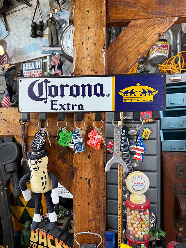 アドバタイジング　8連キーフックボード　（コロナ） ■ アメリカン雑貨 アメリカ雑貨 コロナビール | 