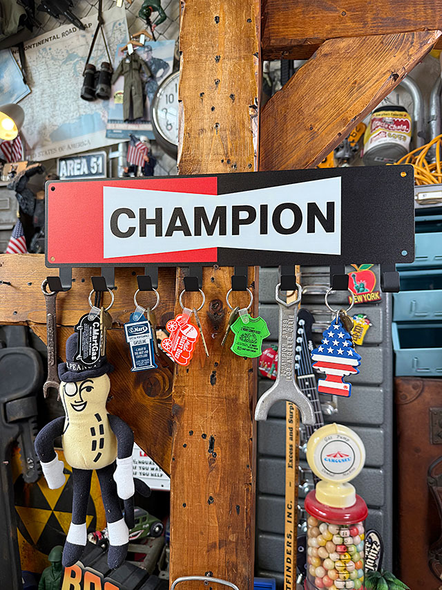 アドバタイジング　8連キーフックボード　（チャンピオン） ■ アメリカン雑貨 アメリカ雑貨 | 