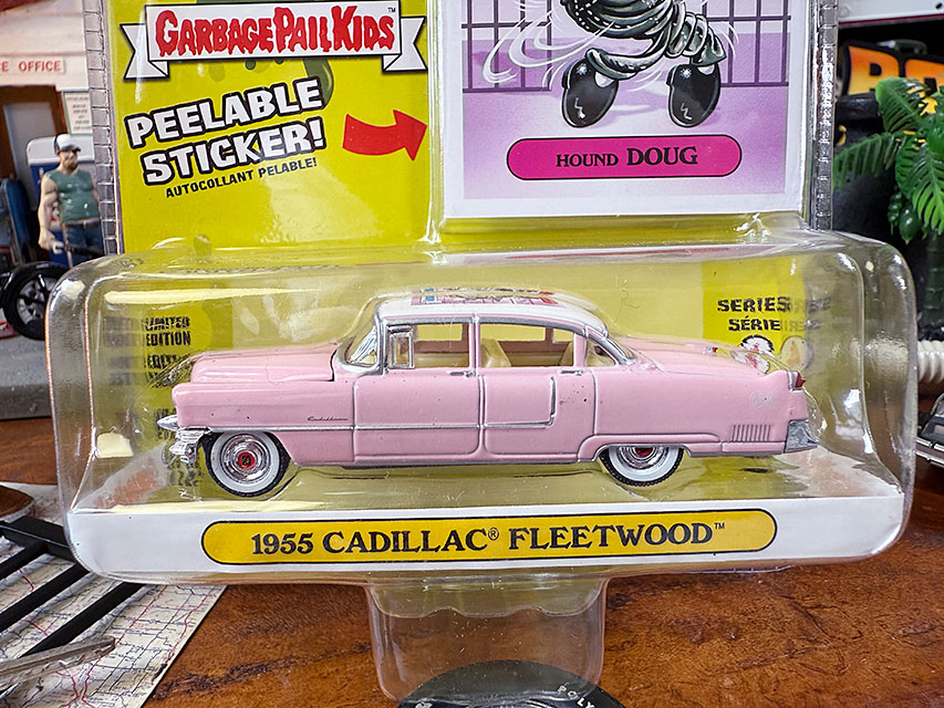 FLEETWOODの模型車 Amazon.co.jp: 1/64 フリートウッドに適しています 合金モデルカー