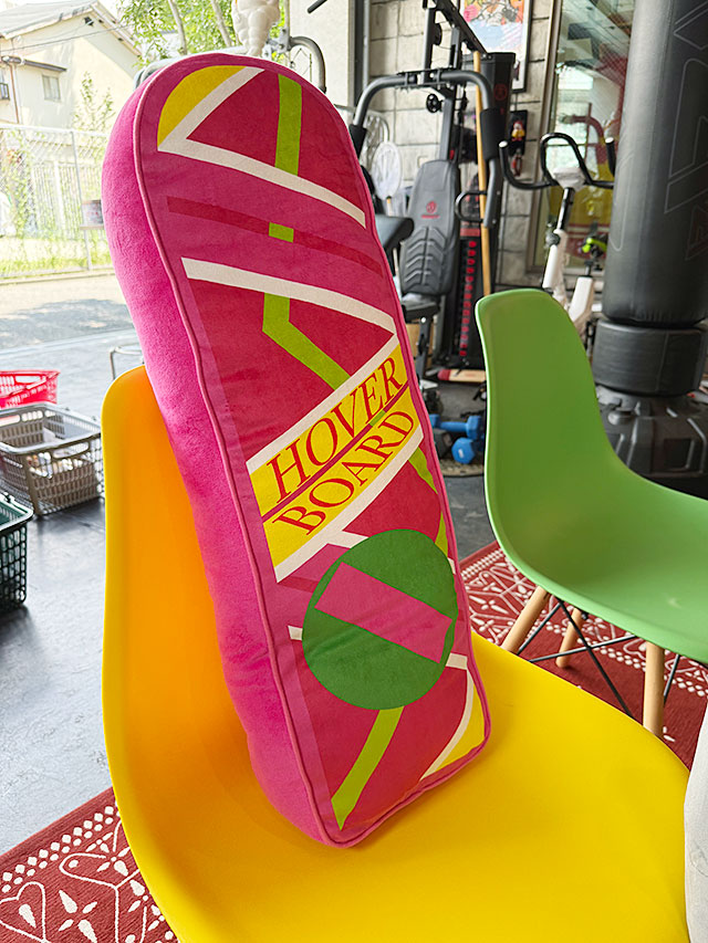 映画　バック・トゥ・ザ・フューチャー　ダイカット　クッション　（3個セット）　オフィシャルグッズ ■ アメリカン雑貨 アメリカ雑貨 |  | 01