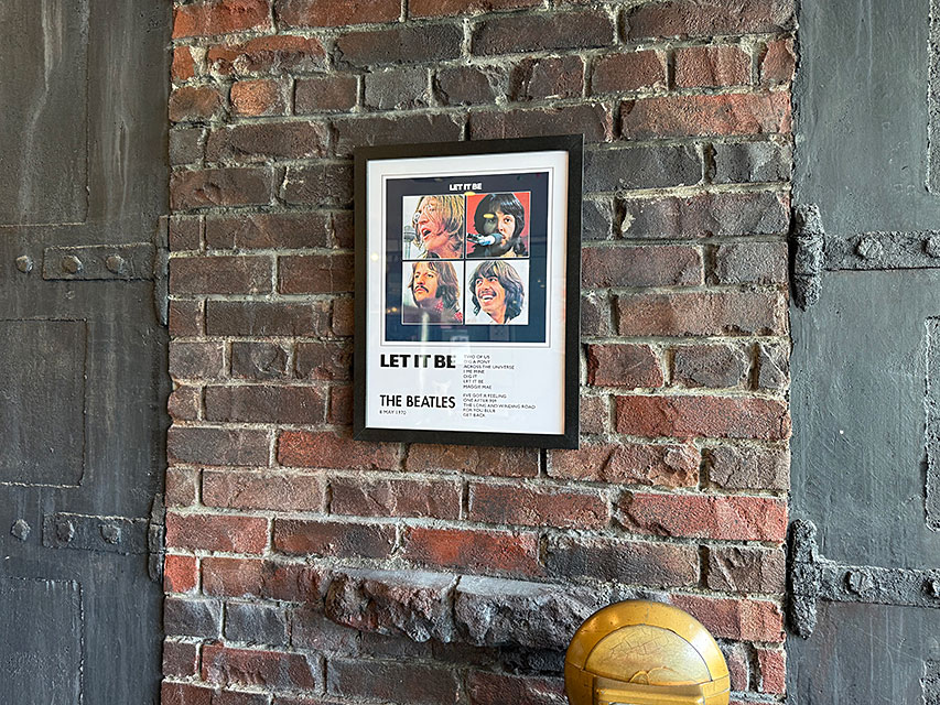 ビートルズ　レコードジャケット　オフィシャル　アートフレーム　（レット・イット・ビー/LET IT BE）　■ アメリカン雑貨 アメリカ雑貨 |  | 06