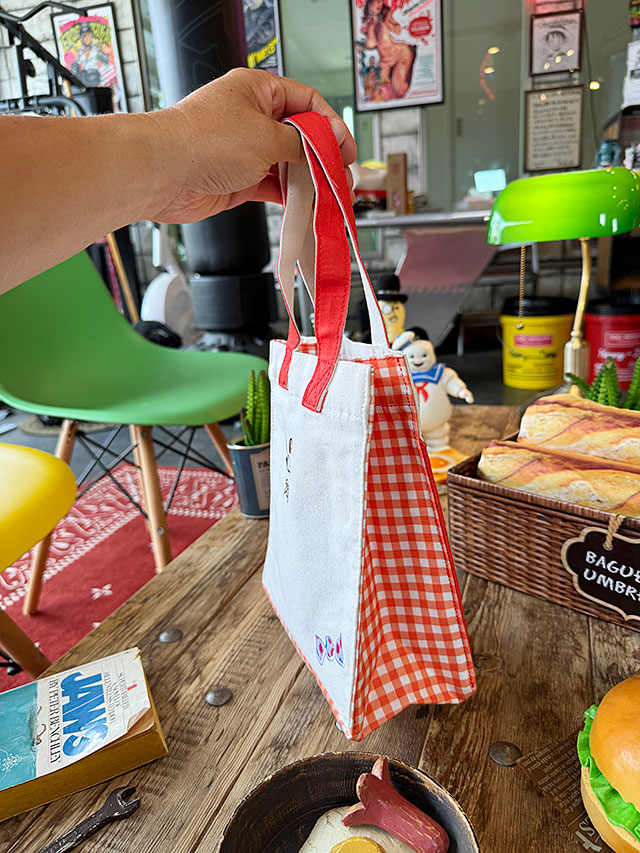 不二家　ミルキー　ペコちゃん　オフィシャル　スクエアバッグ ■ アメリカン雑貨 アメリカ雑貨 |  | 02