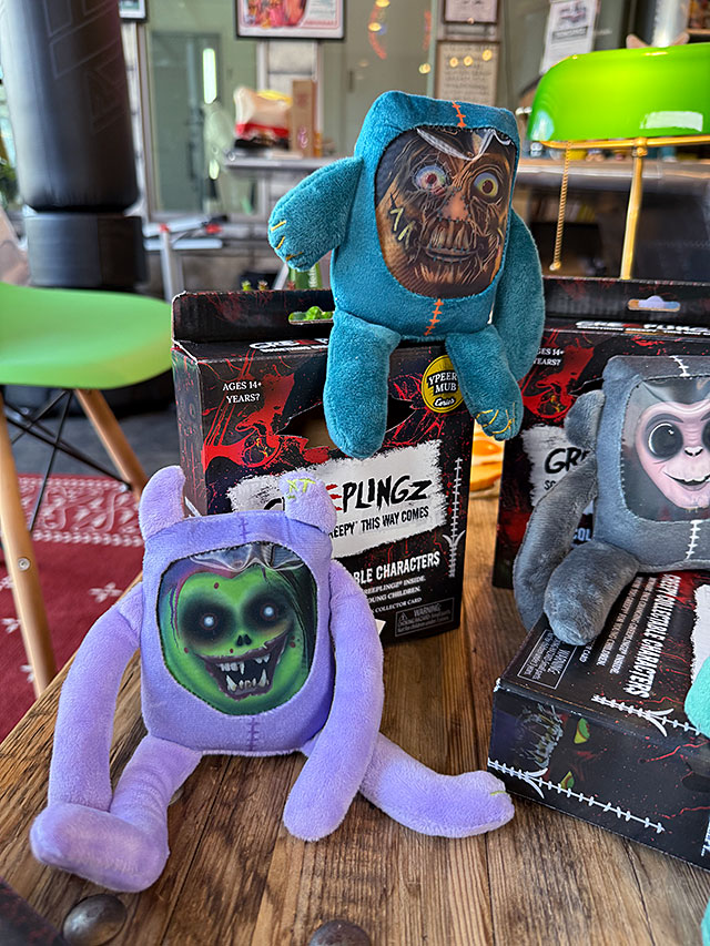 イギリスのHMVで驚異的な売上を記録！ グリープズ レンチキュラー 