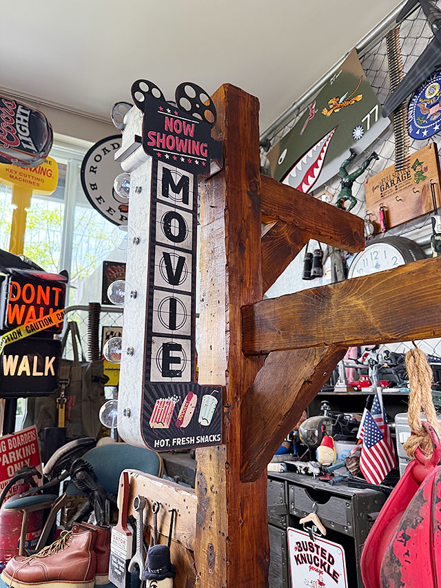 アメリカのアーケードサイン ウォールオブジェ （映画館/ムービー