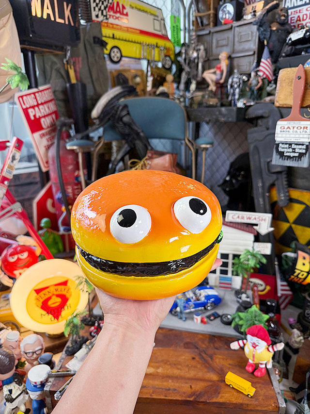 マクドナルド ハンバーガーパッチ スタチュー リプロダクト