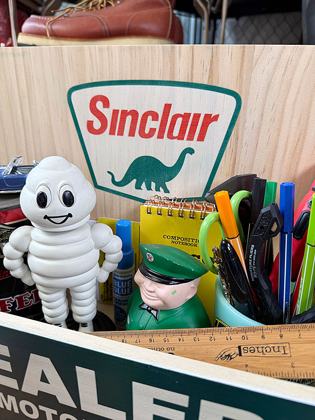 USモーター企業　ウッドシェルフ　（シンクレア） ■ アメリカ雑貨 アメリカン雑貨 |  | 02