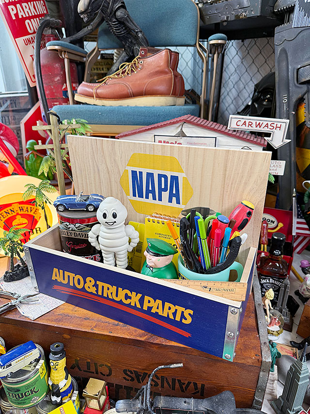 USモーター企業　ウッドシェルフ　（NAPA） ■ アメリカン雑貨 アメリカ雑貨 |  | 06