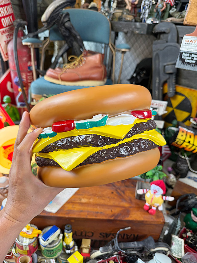 メガサイズ　ハンバーガー　バンク　貯金箱 ■ アメリカン雑貨 アメリカ雑貨 |  | 08