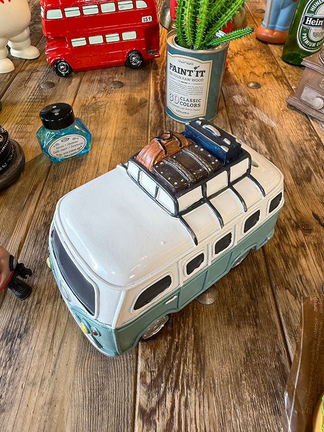 旅するワーゲンバス オールディーズマネーバンク 貯金箱 □ アメリカン