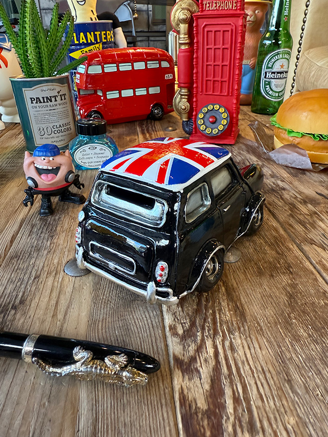 クラシックミニ　ユニオンジャック　オールディーズマネーバンク　貯金箱 ■ アメリカ雑貨 アメリカン雑貨 |  | 03