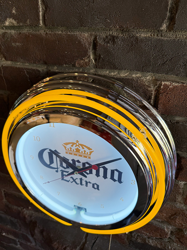 ガレージネオンクロック　（コロナ）　メキシカンビアー ■ アメリカン雑貨 アメリカ雑貨 |  | 02