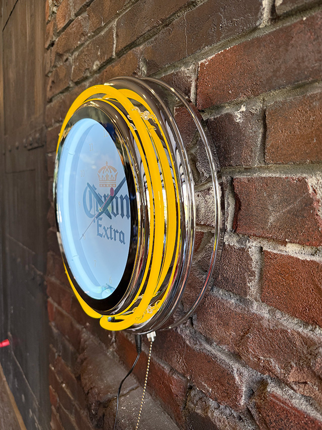 ガレージネオンクロック　（コロナ）　メキシカンビアー ■ アメリカン雑貨 アメリカ雑貨 |  | 03