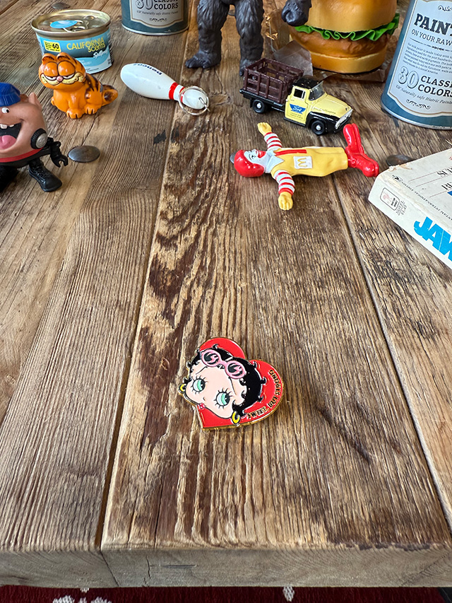 ベティ・ブープ　ピンバッジ　（ハート）　ピンズ ■ アメリカン雑貨 アメリカ雑貨 |  | 02