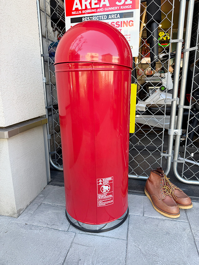 チャンピオン　スチール　ダストボックス　53Lサイズ　ゴミ箱　（インナー缶付き） ■ アメリカン雑貨 アメリカ雑貨 |  | 06