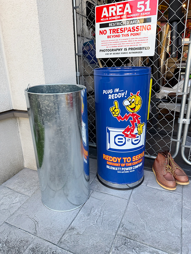 レディキロワット　スチール　ダストボックス　53Lサイズ　ゴミ箱　（インナー缶付き） ■ アメリカン雑貨 アメリカ雑貨 |  | 05