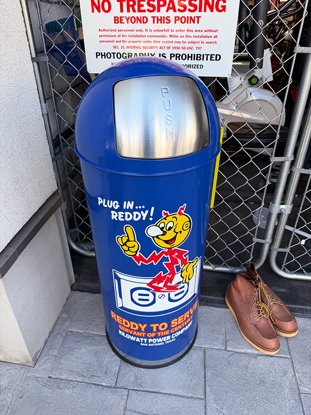 レディキロワット　スチール　ダストボックス　53Lサイズ　ゴミ箱　（インナー缶付き） ■ アメリカン雑貨 アメリカ雑貨 |  | 08