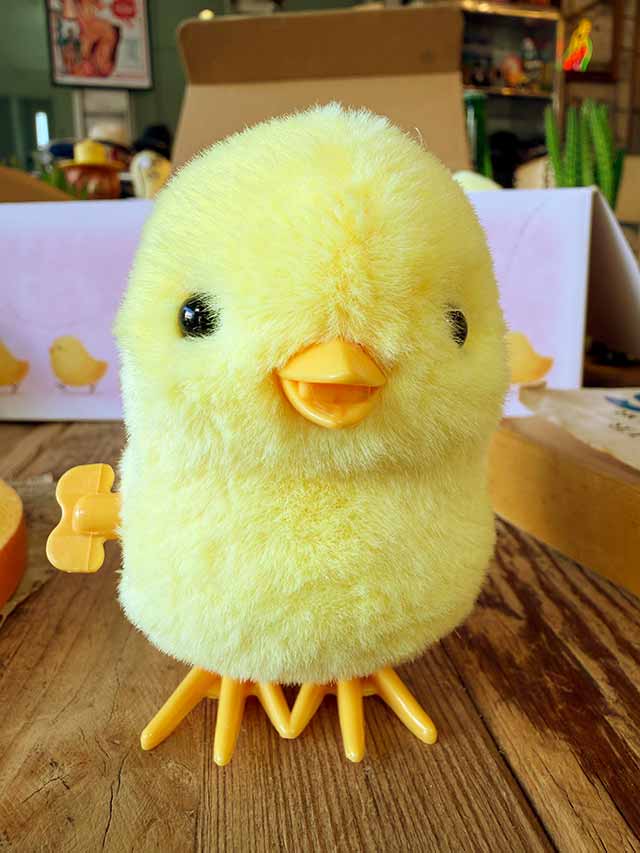 トコトコはねる ヒヨコちゃん　ぜんまい式　トコトコ人形　単品 ■ アメリカン雑貨 アメリカ雑貨 | 