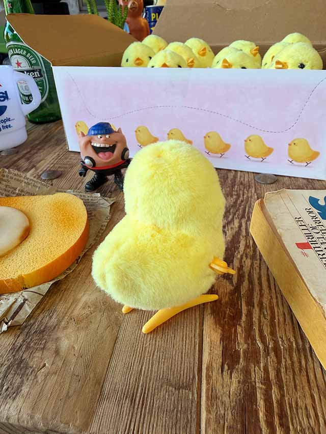 トコトコはねる ヒヨコちゃん　ぜんまい式　トコトコ人形　単品 ■ アメリカン雑貨 アメリカ雑貨 |  | 01