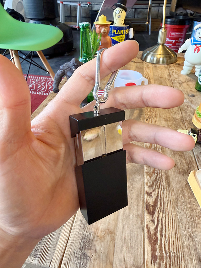 ジャックダニエル　携帯灰皿　カラビナ付き ■ アメリカン雑貨 アメリカ雑貨 |  | 02