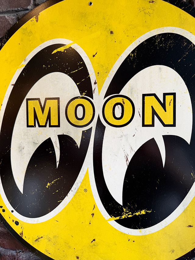 ムーンアイズ　アイボール　ヴィンテージタイプ　ヘヴィースチールサイン　大型看板　71cm ■ アメリカン雑貨 アメリカ雑貨 |  | 01