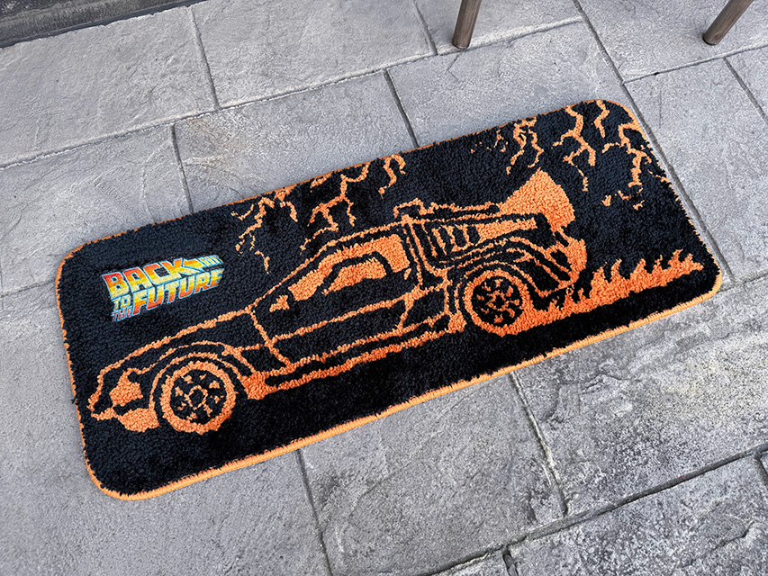 映画　バック・トゥ・ザ・フューチャー　デロリアン　ルームマット　タフトマット　室内用 ■ アメリカン雑貨 アメリカ雑貨 爆買 | 