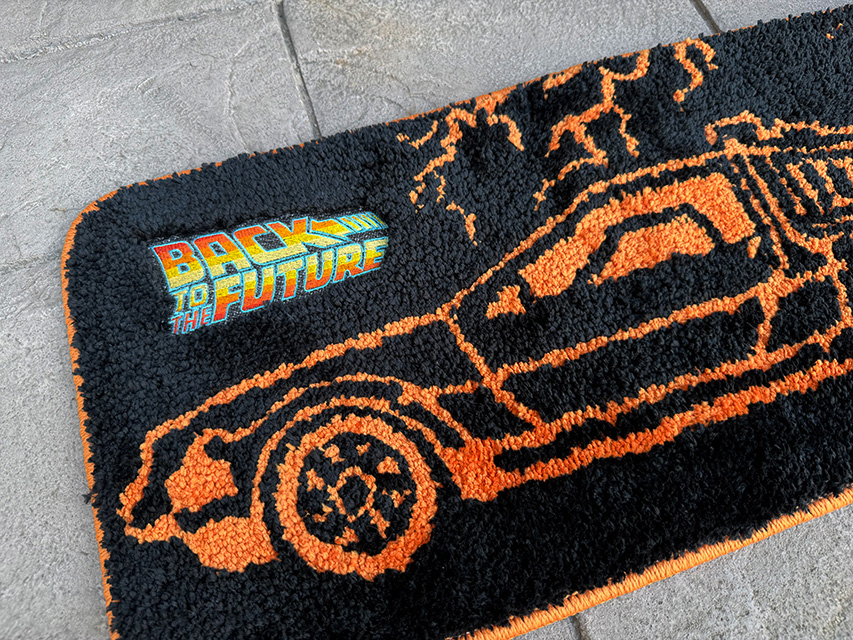 映画　バック・トゥ・ザ・フューチャー　デロリアン　ルームマット　タフトマット　室内用 ■ アメリカン雑貨 アメリカ雑貨 爆買 |  | 01