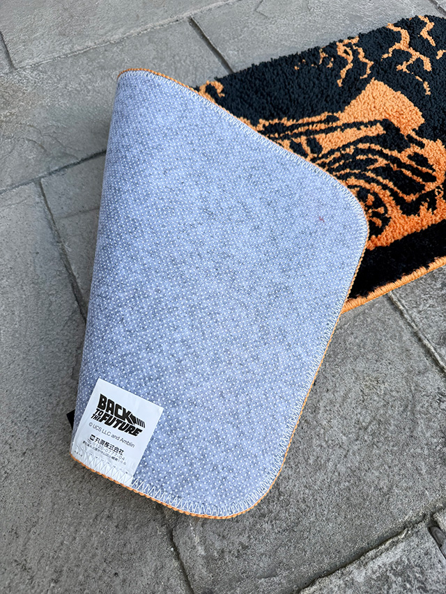 映画　バック・トゥ・ザ・フューチャー　デロリアン　ルームマット　タフトマット　室内用 ■ アメリカン雑貨 アメリカ雑貨 爆買 |  | 03