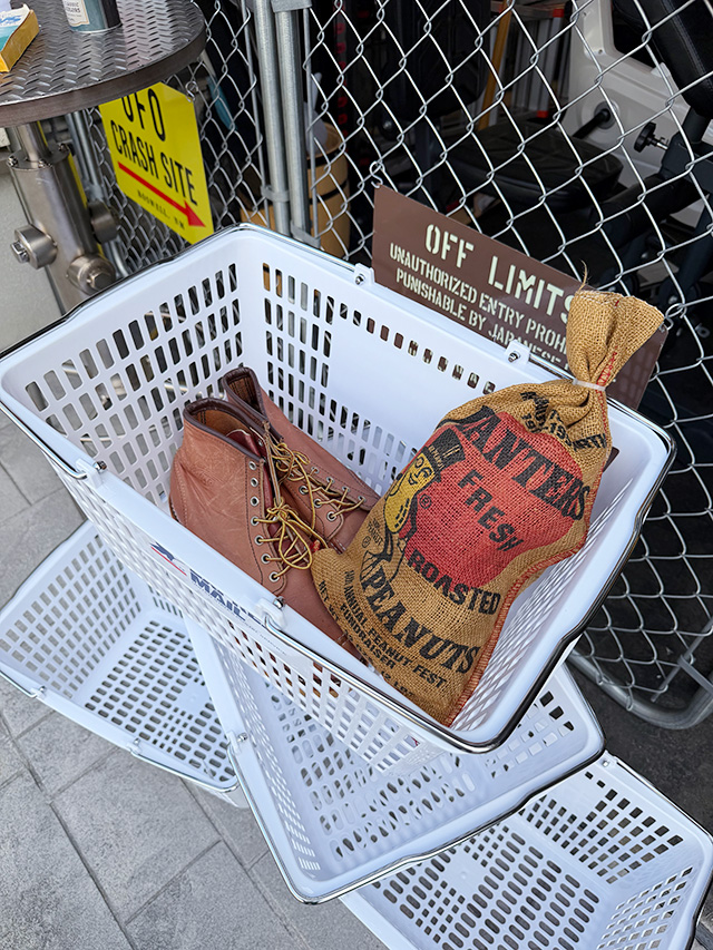 アメリカ業務用　ショッピングバスケット　（USPS/ホワイト）　単品 ■ アメリカン雑貨 アメリカ雑貨 |  | 03