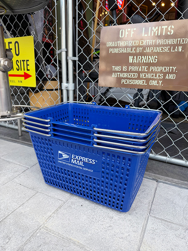 アメリカ業務用　ショッピングバスケット　（USPS/ブル−/4個セット） ■ アメリカン雑貨 アメリカ雑貨 爆買 |  | 01