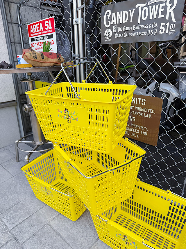 アメリカ業務用　ショッピングバスケット　（ミスターピーナッツ/イエロー）　単品 ■ アメリカン雑貨 アメリカ雑貨 |  | 02